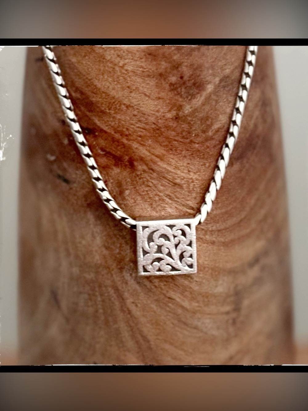 Lois Hill Sterling 925 Necklace Scroll Pendant